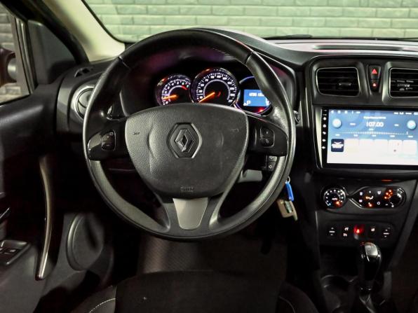 Renault Sandero II с пробегом 2016 года, цена 1 020 000 рублей, 129611 км, хэтчбек, Автокод Объявления