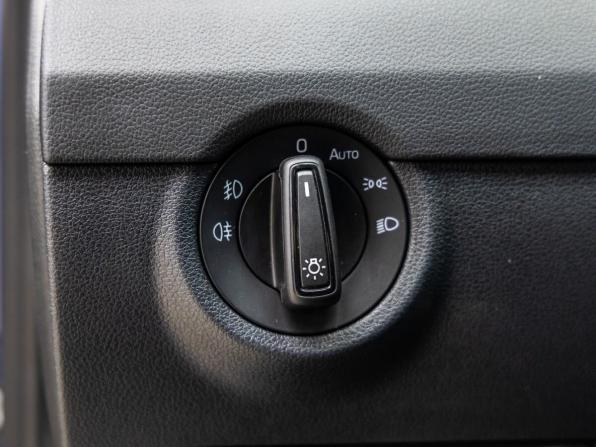 Skoda Octavia III (A7) Рестайлинг с пробегом 2020 года, цена 2 348 000 рублей, 71633 км, лифтбек, Автокод Объявления