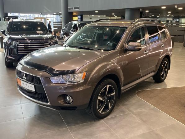 Mitsubishi Outlander II Рестайлинг с пробегом 2011 года, цена 1 575 000 рублей, 114532 км, внедорожник, Автокод Объявления