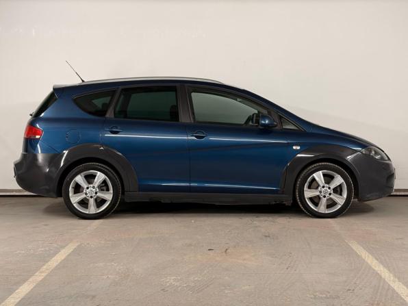 SEAT Altea I Рестайлинг с пробегом 2013 года, цена 999 000 рублей, 215099 км, минивэн, Автокод Объявления