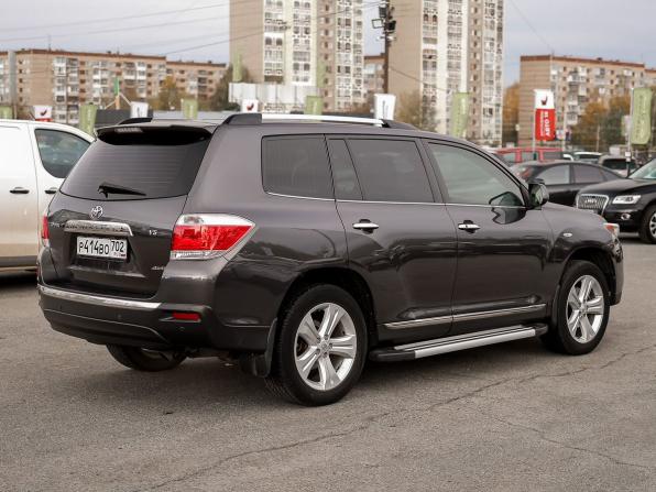 Toyota Highlander II (XU40) Рестайлинг с пробегом 2012 года, цена 1 899 000 рублей, 227230 км, внедорожник, Автокод Объявления