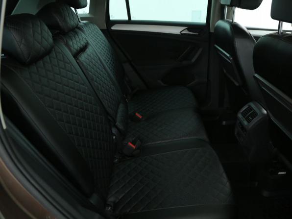 Volkswagen Tiguan II с пробегом 2017 года, цена 1 975 000 рублей, 142000 км, внедорожник, Автокод Объявления