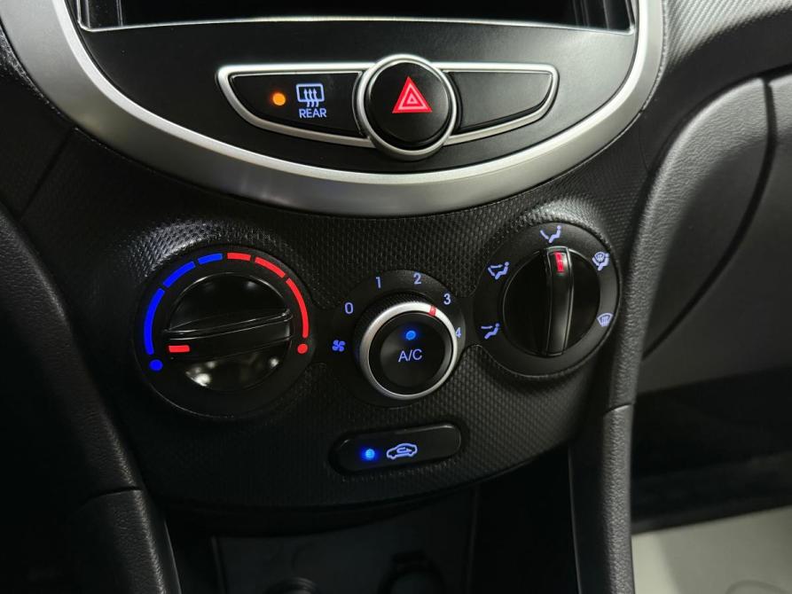 Hyundai Solaris I Азнакаево  - изображение 17