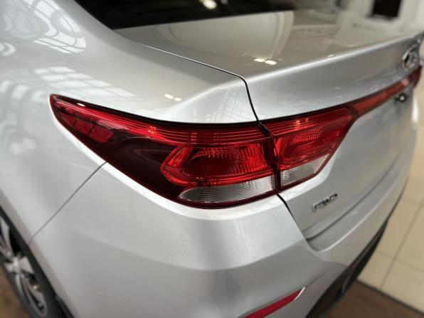 Kia Rio IV с пробегом 2018 года, цена 1 059 000 рублей, 168013 км, седан, Автокод Объявления