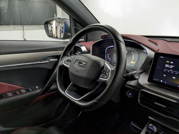 Geely Coolray I с пробегом 2021 года, цена 1 690 000 рублей, 42412 км, внедорожник, Автокод Объявления