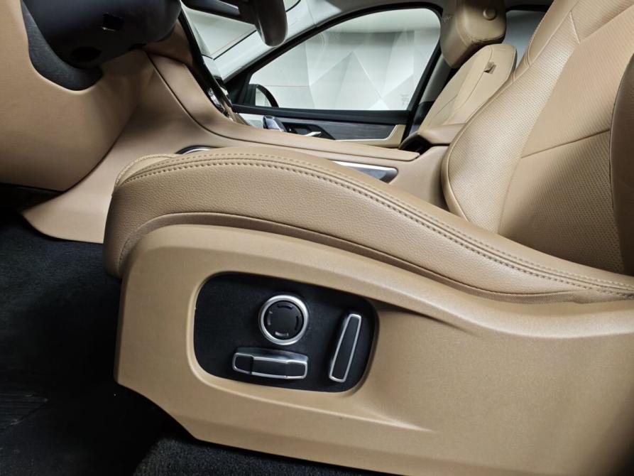 Jaguar F-Pace I Рестайлинг Москва  - изображение 23