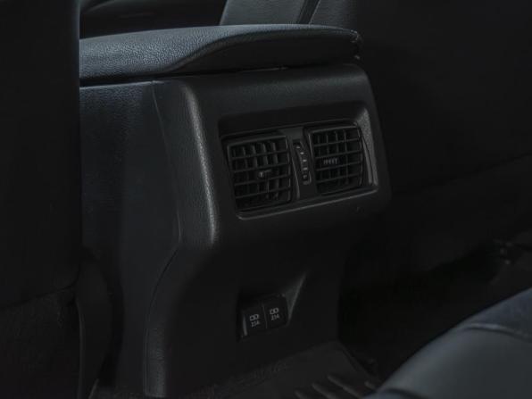 Toyota Camry VIII (XV70) Рестайлинг с пробегом 2021 года, цена 2 430 000 рублей, 114279 км, седан, Автокод Объявления