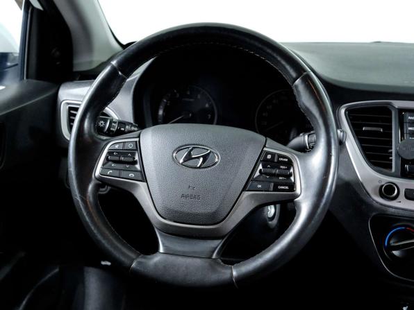 Hyundai Solaris II с пробегом 2017 года, цена 1 148 000 рублей, 134603 км, седан, Автокод Объявления