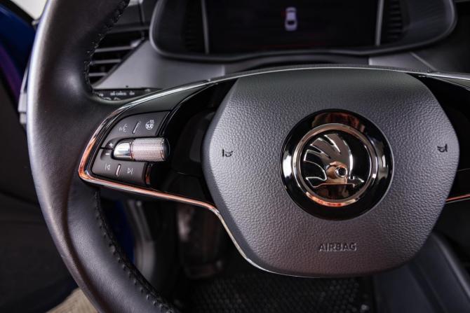 Skoda Rapid II с пробегом 2021 года, цена 2 409 000 рублей, 31521 км, лифтбек, Автокод Объявления