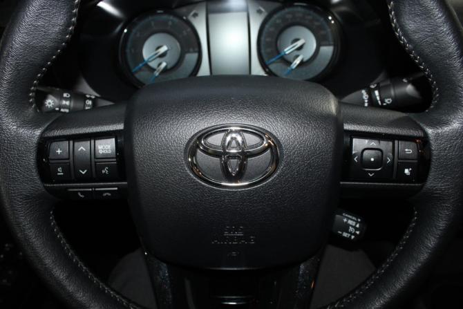 Toyota Hilux VIII Рестайлинг 2 с пробегом 2020 года, цена 7 500 000 рублей, 43865 км, offers.body_type.unknown, Автокод Объявления