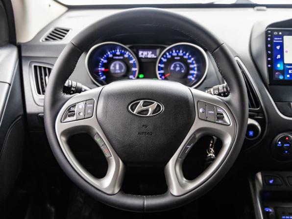 Hyundai ix35 I Рестайлинг с пробегом 2014 года, цена 1 198 000 рублей, 211823 км, внедорожник, Автокод Объявления