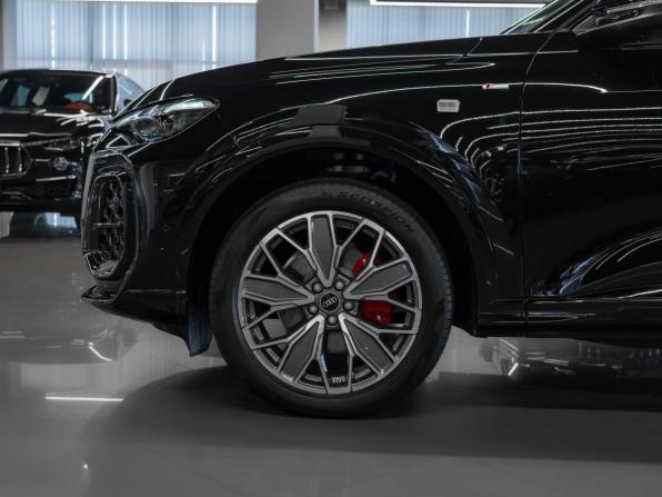 Audi Q5 III (GU) с пробегом 2026 года, цена 6 490 000 рублей, 11 км, внедорожник, Автокод Объявления