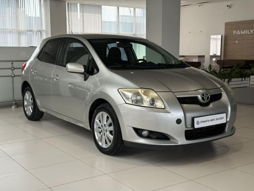 Toyota Auris I Челябинск  - изображение 3
