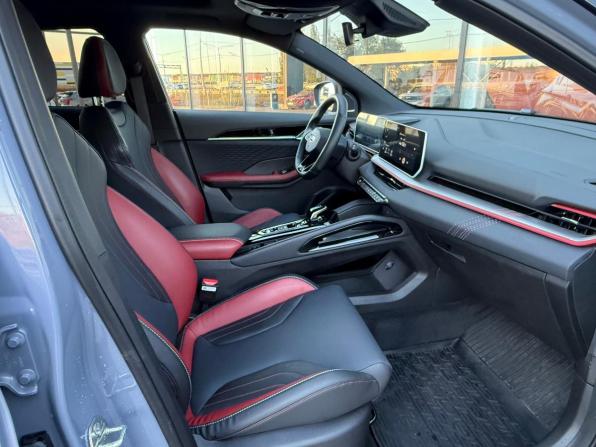 Geely Coolray I Рестайлинг с пробегом 2024 года, цена 2 165 000 рублей, 10165 км, внедорожник, Автокод Объявления