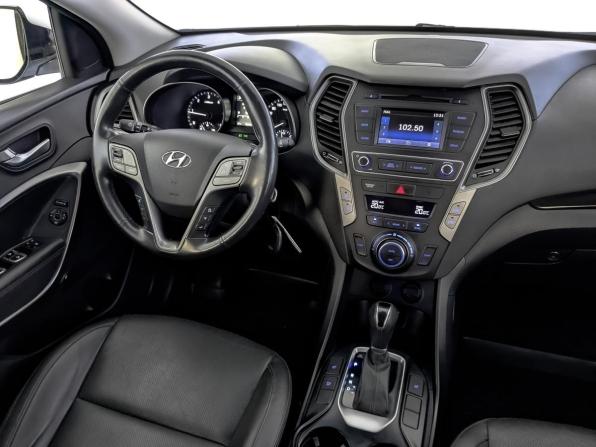 Hyundai Santa Fe III Рестайлинг с пробегом 2018 года, цена 2 650 000 рублей, 123376 км, внедорожник, Автокод Объявления