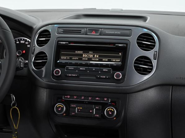 Volkswagen Tiguan I Рестайлинг с пробегом 2015 года, цена 1 149 000 рублей, 158000 км, внедорожник, Автокод Объявления