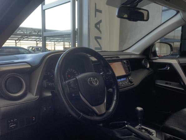 Toyota RAV4 IV (XA40) Рестайлинг с пробегом 2019 года, цена 2 830 000 рублей, 81000 км, внедорожник, Автокод Объявления