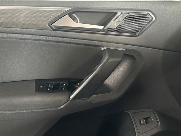 Volkswagen Tiguan II с пробегом 2020 года, цена 2 530 000 рублей, 86700 км, внедорожник, Автокод Объявления