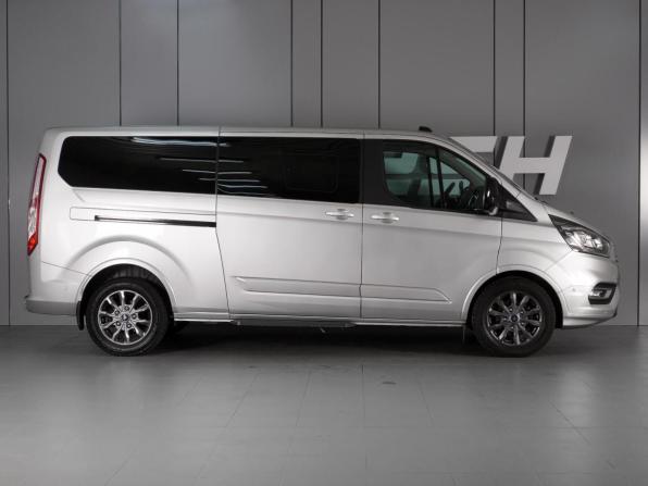 Ford Tourneo Custom I Рестайлинг с пробегом 2021 года, цена 4 365 000 рублей, 64835 км, минивэн, Автокод Объявления