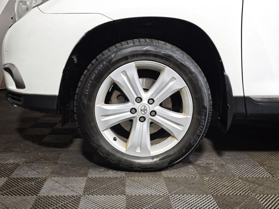 Toyota Highlander II (XU40) Рестайлинг Москва  - изображение 9