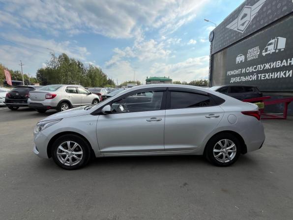 Hyundai Solaris II с пробегом 2017 года, цена 1 130 000 рублей, 146885 км, седан, Автокод Объявления