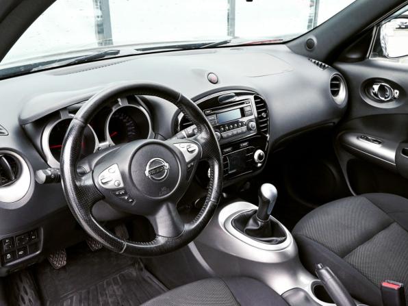 Nissan Juke I с пробегом 2013 года, цена 1 099 000 рублей, 113456 км, внедорожник, Автокод Объявления