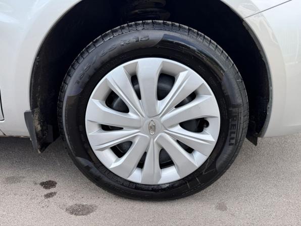 Lada (ВАЗ) Vesta I Рестайлинг (NG) с пробегом 2025 года, цена 1 365 000 рублей, 29111 км, седан, Автокод Объявления