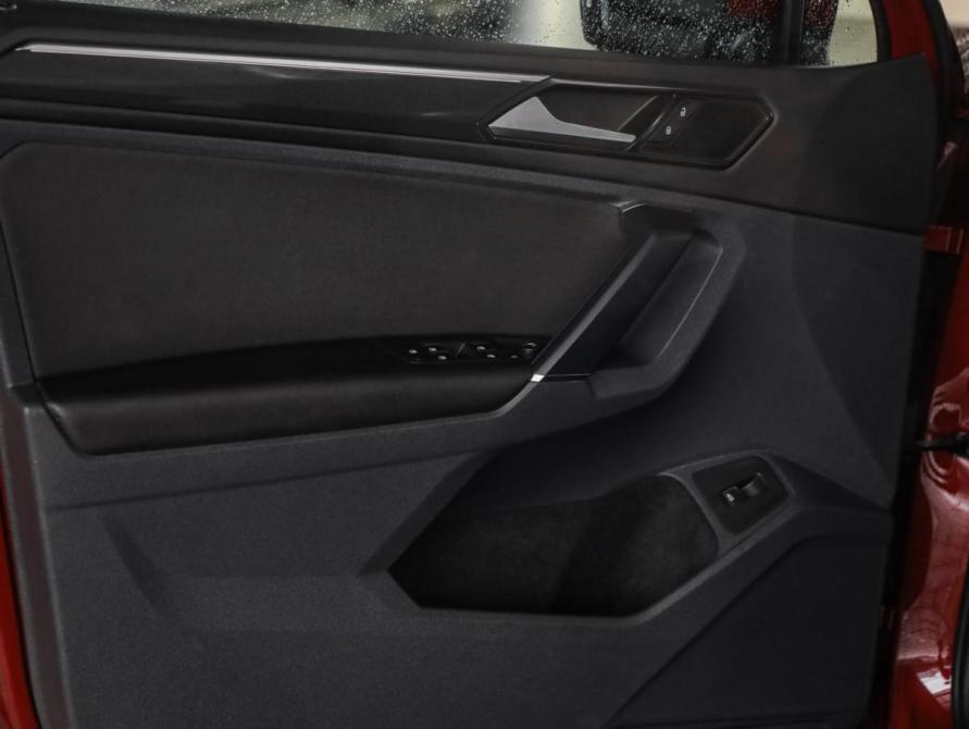 Volkswagen Tiguan II Санкт-Петербург  - изображение 22