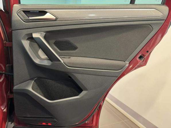 Volkswagen Tiguan II с пробегом 2020 года, цена 2 490 000 рублей, 98776 км, внедорожник, Автокод Объявления