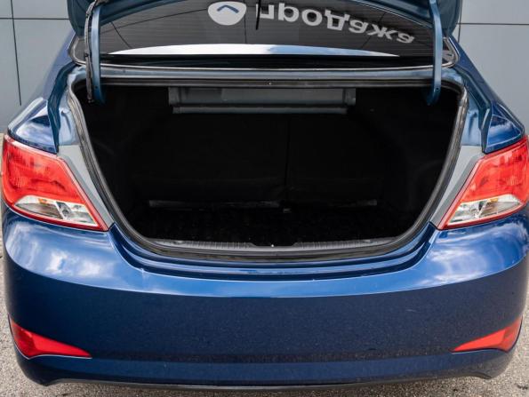 Hyundai Solaris I Рестайлинг с пробегом 2016 года, цена 1 070 000 рублей, 100198 км, седан, Автокод Объявления