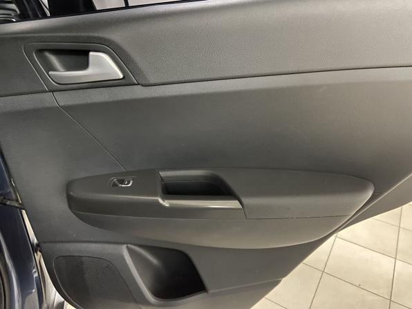 Kia Sportage IV Рестайлинг с пробегом 2019 года, цена 2 149 000 рублей, 97522 км, внедорожник, Автокод Объявления