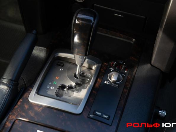 Toyota Land Cruiser 200 Series с пробегом 2011 года, цена 3 088 000 рублей, 310111 км, внедорожник, Автокод Объявления
