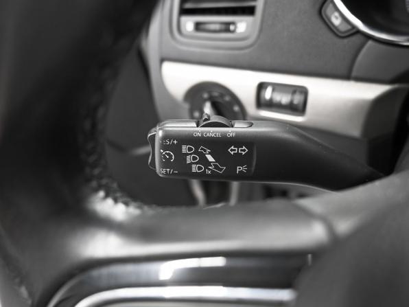 Skoda Yeti I Рестайлинг с пробегом 2014 года, цена 1 495 000 рублей, 131437 км, внедорожник, Автокод Объявления