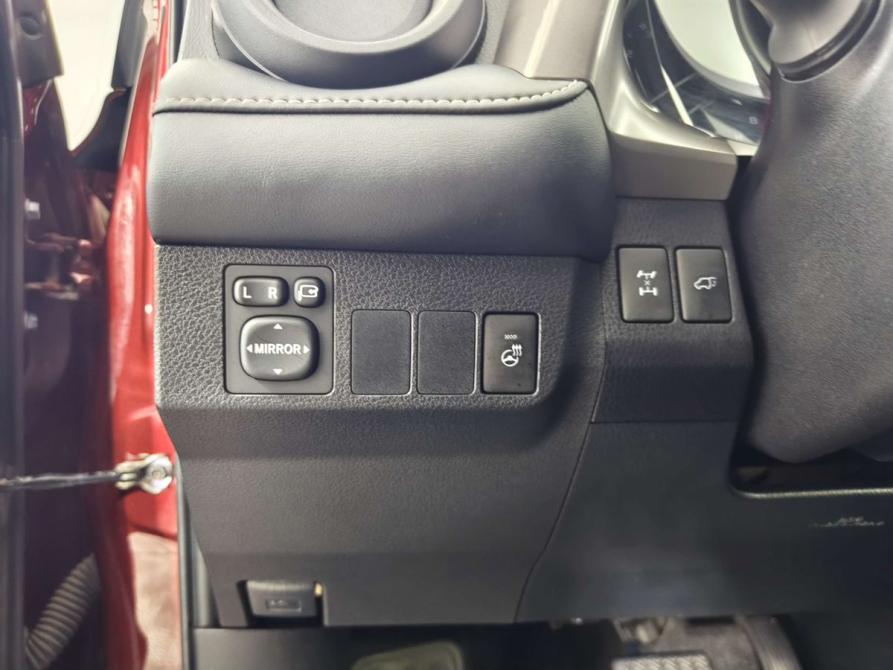 Toyota RAV4 IV (XA40) Рестайлинг Санкт-Петербург  - изображение 15
