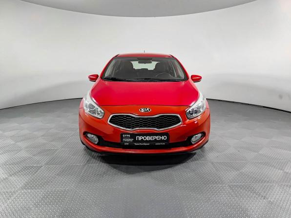Kia Ceed II с пробегом 2014 года, цена 910 000 рублей, 130283 км, хэтчбек, Автокод Объявления