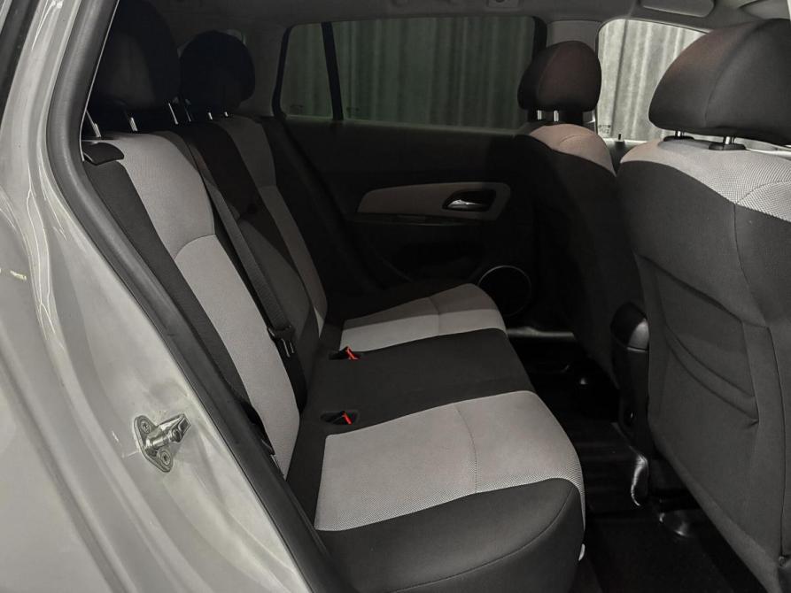 Chevrolet Cruze I Рестайлинг Красноярск  - изображение 13