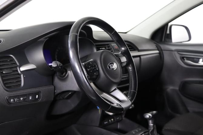 Kia Rio IV с пробегом 2018 года, цена 1 249 990 рублей, 120181 км, седан, Автокод Объявления