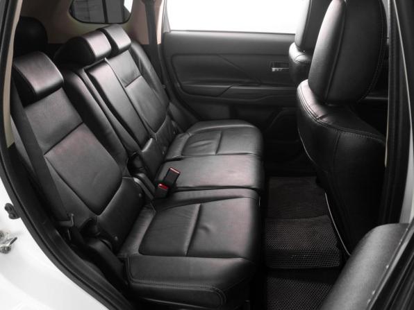 Mitsubishi Outlander III с пробегом 2013 года, цена 1 599 000 рублей, 140029 км, внедорожник, Автокод Объявления