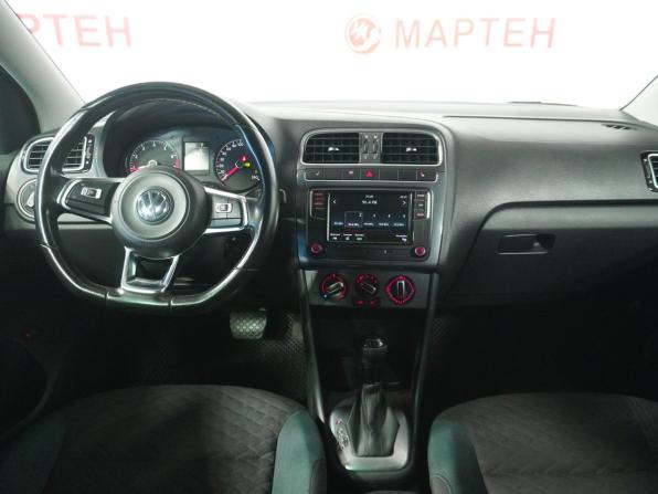 Volkswagen Polo V Рестайлинг с пробегом 2020 года, цена 1 385 000 рублей, 78496 км, седан, Автокод Объявления