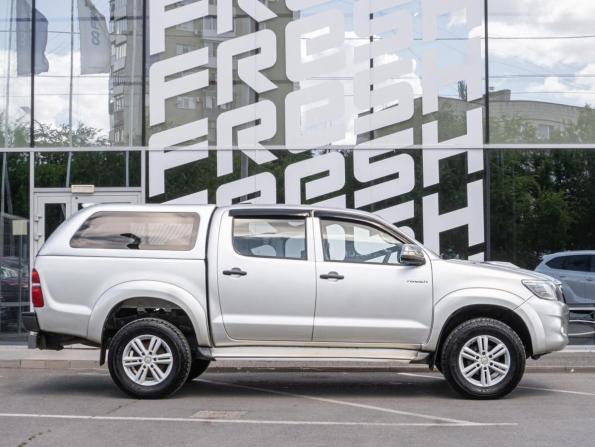 Toyota Hilux VII Рестайлинг с пробегом 2014 года, цена 1 770 000 рублей, 243703 км, offers.body_type.unknown, Автокод Объявления