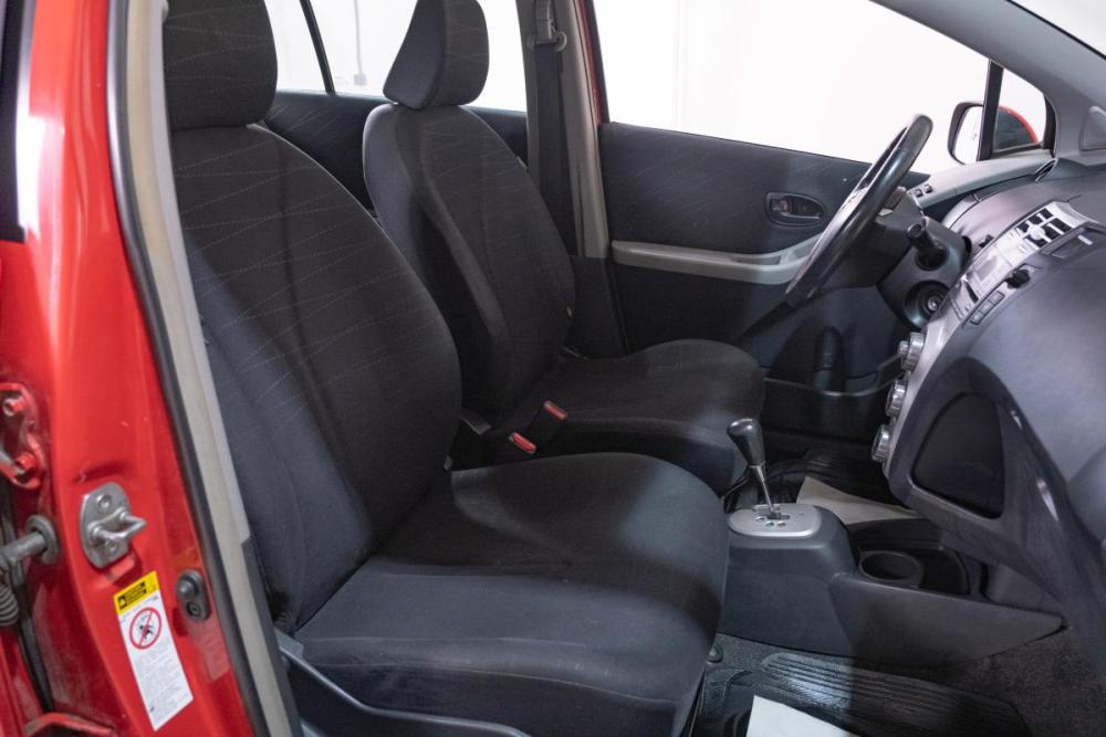 Toyota Yaris II Томск  - изображение 18