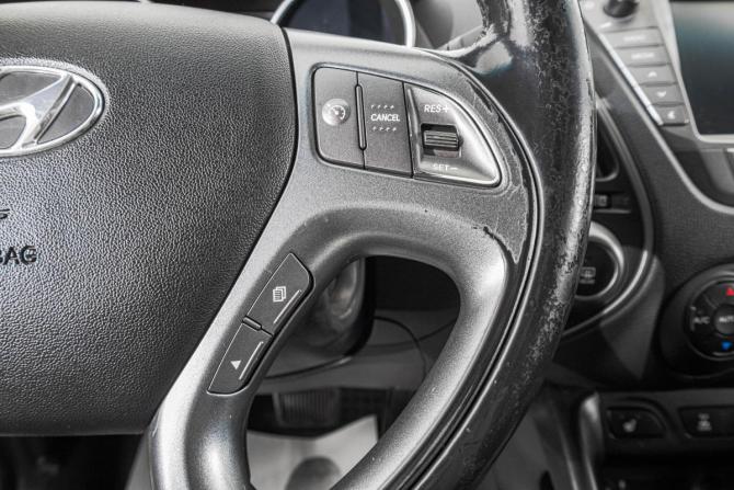 Hyundai ix35 I Рестайлинг с пробегом 2013 года, цена 1 599 000 рублей, 205000 км, внедорожник, Автокод Объявления