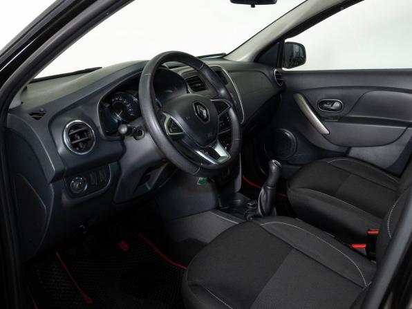 Renault Logan II Рестайлинг с пробегом 2019 года, цена 998 000 рублей, 98000 км, седан, Автокод Объявления