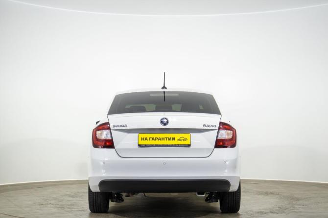 Skoda Rapid I Рестайлинг с пробегом 2019 года, цена 1 299 000 рублей, 119000 км, лифтбек, Автокод Объявления