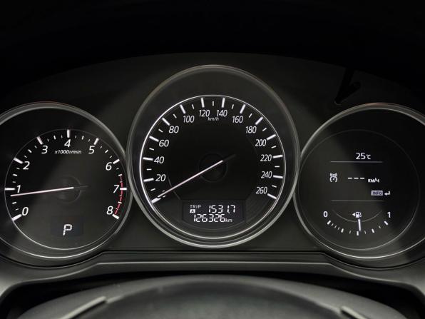 Mazda 6 III (GJ) Рестайлинг с пробегом 2015 года, цена 1 899 000 рублей, 126327 км, седан, Автокод Объявления