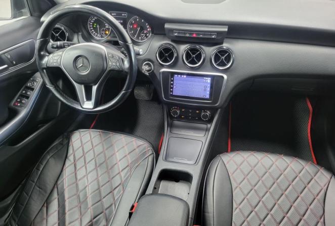 Mercedes-Benz A-Класс III (W176) с пробегом 2013 года, цена 1 000 000 рублей, 296589 км, хэтчбек, Автокод Объявления