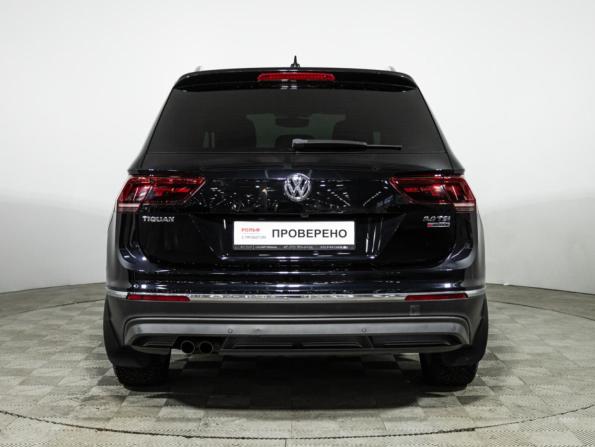 Volkswagen Tiguan II с пробегом 2017 года, цена 2 590 000 рублей, 88903 км, внедорожник, Автокод Объявления