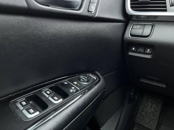 Kia Optima IV Рестайлинг с пробегом 2020 года, цена 1 999 000 рублей, 179985 км, седан, Автокод Объявления