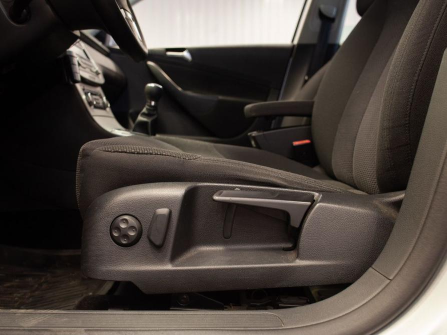 Volkswagen Passat B6 Иваново  - изображение 32