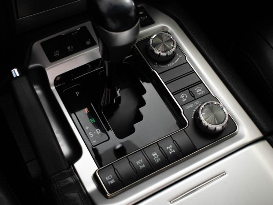 Toyota Land Cruiser 200 Series Рестайлинг 2 Москва  - изображение 16